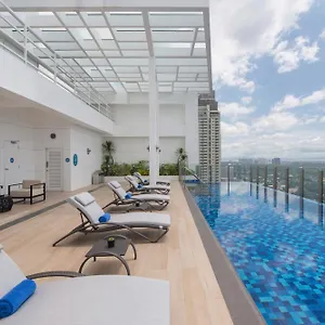 4* ホテル Citadines Benavidez Makati